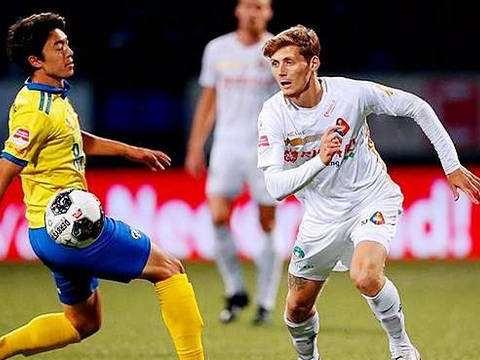 在这场激烈 在这场激烈