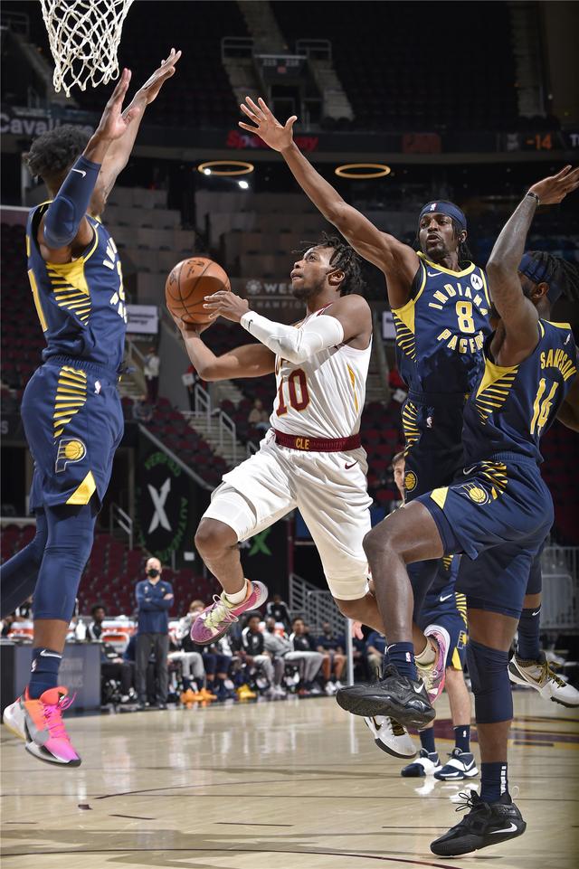 都展现了高 都展现了高