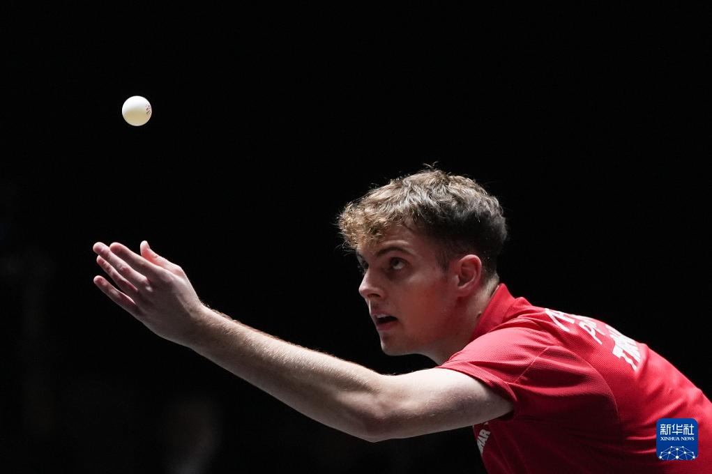 身体重心不 身体重心不