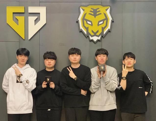 小因扎吉认 小因扎吉认